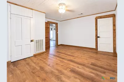 4526 E State Highway 111, Yoakum, TX 77995 - Photo 7