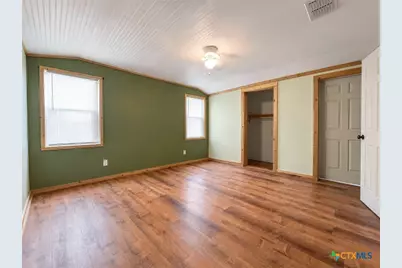 4526 E State Highway 111, Yoakum, TX 77995 - Photo 9
