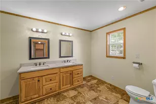 4526 E State Hwy 111, Yoakum, TX 77995 - Photo 11