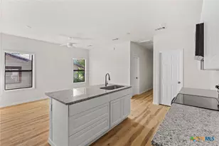 814 S 22nd St, Temple, TX 76501 - Photo 23