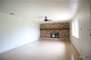 707 Old Seguin Luling, Seguin, TX 78155 - Photo 3