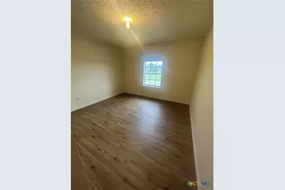 409 S Bauer Drive, Port Lavaca, TX 77979 - Photo 7