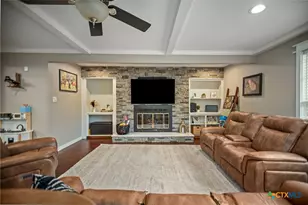 554 Brookhollow Dr, Port Lavaca, TX 77979 - Photo 5