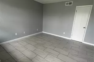 1601 Meadowview Dr, Port Lavaca, TX 77979 - Photo 9