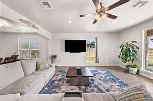1527 Mountain Crst Cv, Salado, TX 76571 - Photo 5