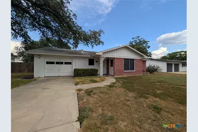 311 Delany Street, Seguin, TX 78155 - Photo 1