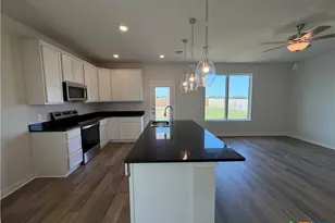 6906 McGregor Loop, Killeen, TX 76549 - Photo 7