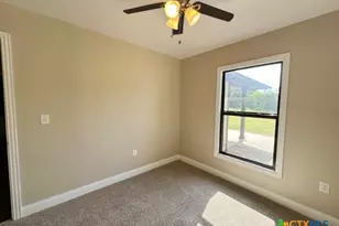 301 N 21st St, Temple, TX 76504 - Photo 17