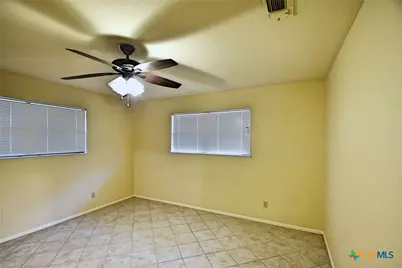 788 Mary Preiss Drive, New Braunfels, TX 78132 - Photo 9