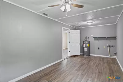205 Sandra Street, Edna, TX 77957 - Photo 7