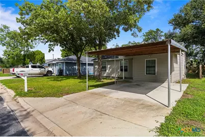 205 Sandra Street, Edna, TX 77957 - Photo 3