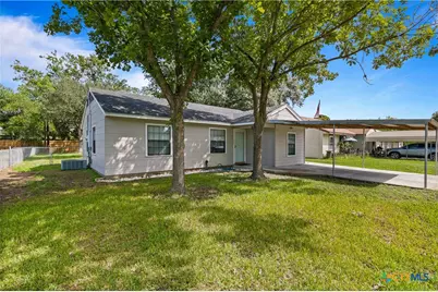 205 Sandra Street, Edna, TX 77957 - Photo 3