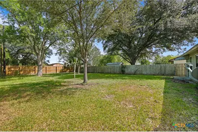 205 Sandra Street, Edna, TX 77957 - Photo 17