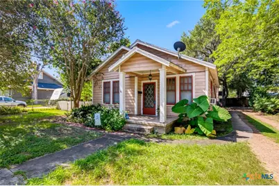 705 W San Antonio Street, Victoria, TX 77901 - Photo 3
