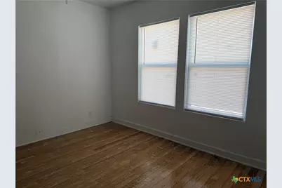 103 S Walnut Street, Lampasas, TX 76550 - Photo 11