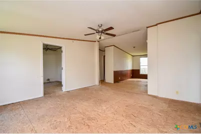 811 E Mesquite Lane, Victoria, TX 77901 - Photo 3