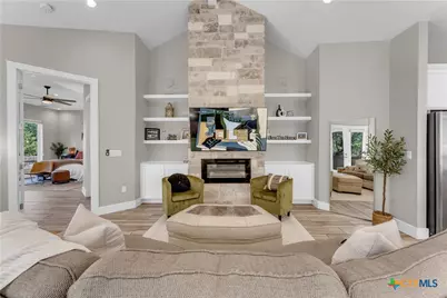 824 Woodland Hills Drive, Marble Falls, TX 78654 - Photo 19