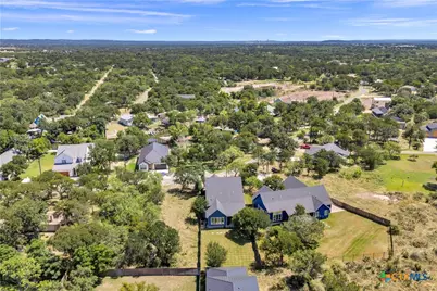 824 Woodland Hills Drive, Marble Falls, TX 78654 - Photo 33