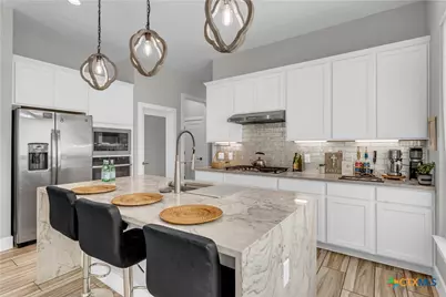 824 Woodland Hills Drive, Marble Falls, TX 78654 - Photo 13