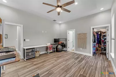 824 Woodland Hills Drive, Marble Falls, TX 78654 - Photo 9