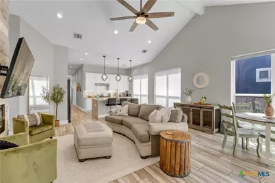 824 Woodland Hills Drive, Marble Falls, TX 78654 - Photo 15