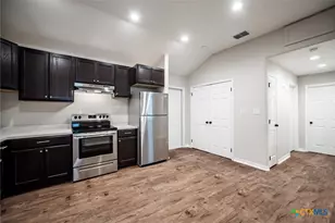 801 & 803 S Main St, Victoria, TX 77901 - Photo 5