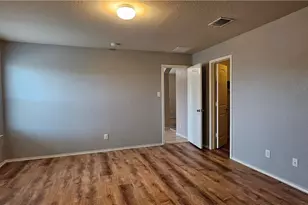 1024 Sandwell Ct, Seguin, TX 78155 - Photo 11