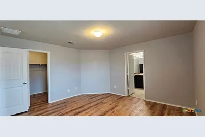 1024 Sandwell Court, Seguin, TX 78155 - Photo 13