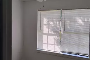 209 Orchard St, San Marcos, TX 78666 - Photo 5