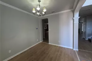 423 Wrought Iron Dr, Harker Heights, TX 76548 - Photo 5