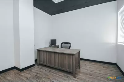13102 N Navarro, Victoria, TX 77904 - Photo 21