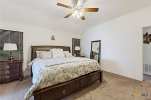 6801 Black Springs Dr, Killeen, TX 76549 - Photo 11