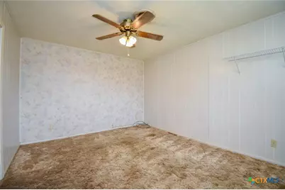2215 Larry Drive, Port Lavaca, TX 77979 - Photo 5