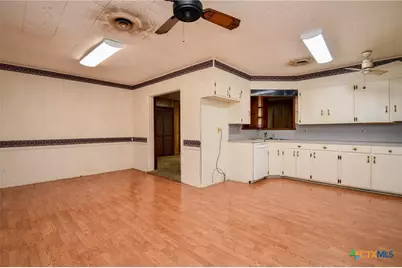 2215 Larry Drive, Port Lavaca, TX 77979 - Photo 9