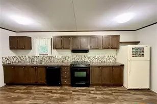 159 Deer Ln, New Braunfels, TX 78130 - Photo 7