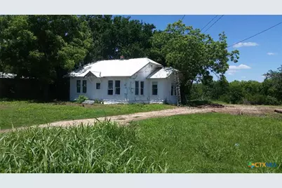 8823 Fm 725, Mcqueeney, TX 78123 - Photo 1