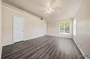 560 Hollow Rd, Killeen, TX 76542 - Photo 9