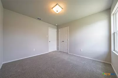240 West Martindale, Seguin, TX 78155 - Photo 11