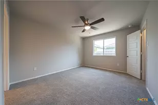 240 West Martindale, Seguin, TX 78155 - Photo 21