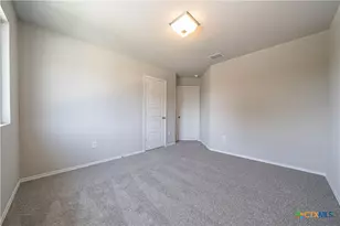 304 W Martindale St, Seguin, TX 78155 - Photo 19