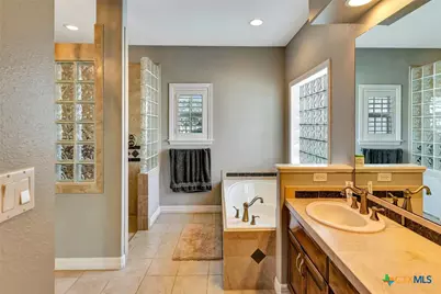 109 Ridge View, Victoria, TX 77904 - Photo 25