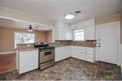 1503 E Virginia Avenue, Victoria, TX 77901 - Photo 27