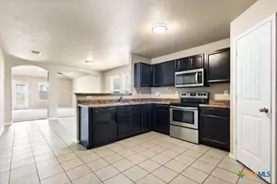 1533 Redbridge Dr, Seguin, TX 78155 - Photo 5