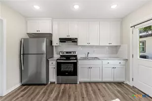 1115 W Avenue I, Temple, TX 76504 - Photo 9