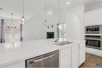 1421 Escarpment, New Braunfels, TX 78132 - Photo 13
