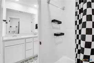 1421 Escarpment, New Braunfels, TX 78132 - Photo 27