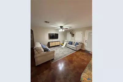 106 Owl Road, Victoria, TX 77905 - Photo 11