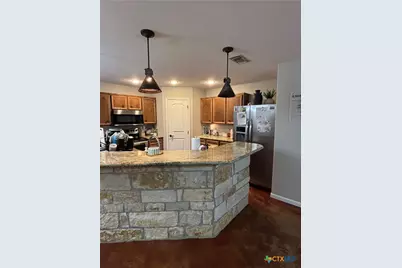 106 Owl Road, Victoria, TX 77905 - Photo 9