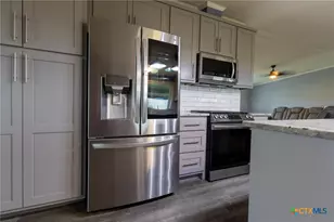 401 Co Rd 330, Granger, TX 76530 - Photo 11