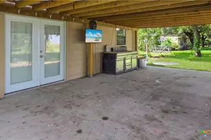 82 Bayou Dr, Port Lavaca, TX 77979 - Photo 19